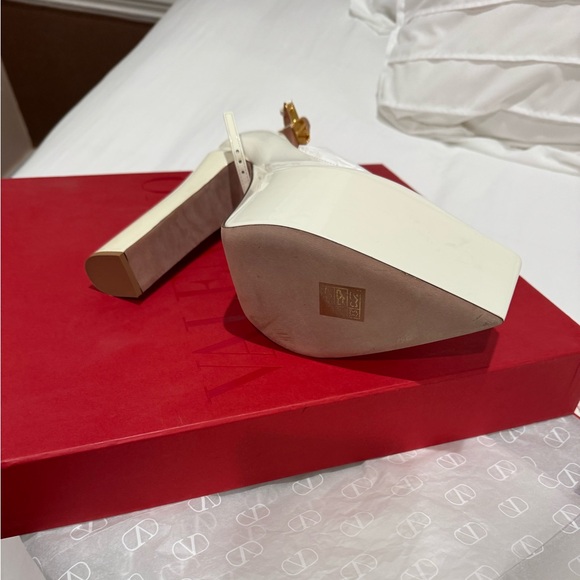 Valentino pumps - Picture 4 of 4